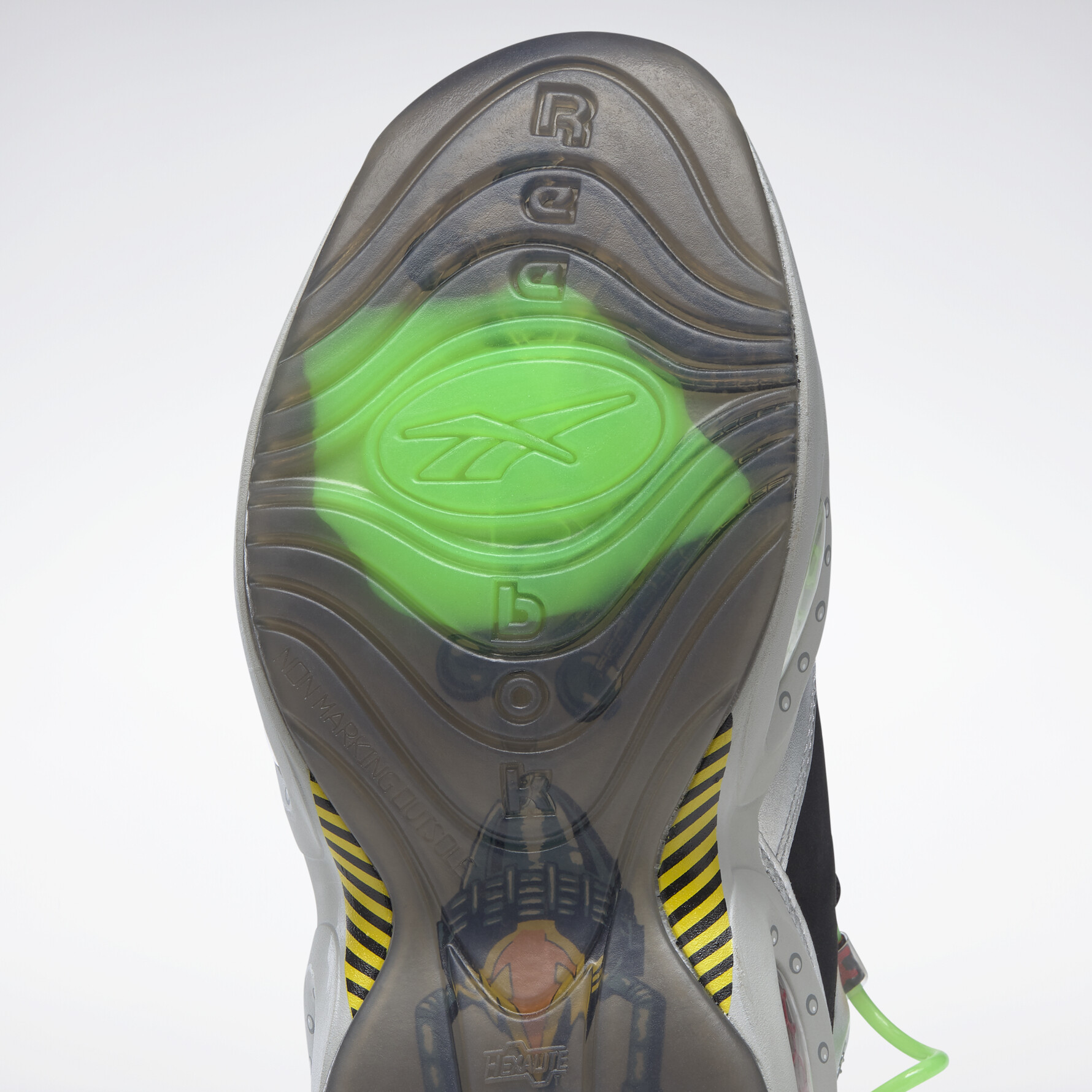 Minion X Reebok, Question Mid (FW7548)