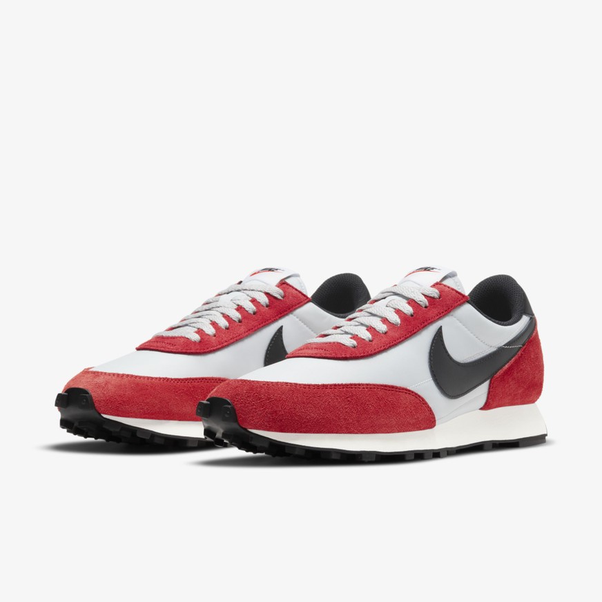 men maroon nike shoes