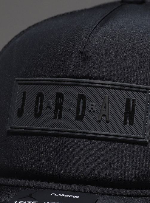JORDAN CLC99 JM AIR TRKR CAP (DC3685-011)