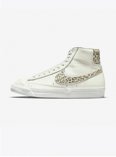 Nike Blazer Mid '77 SE (DH9633-100)