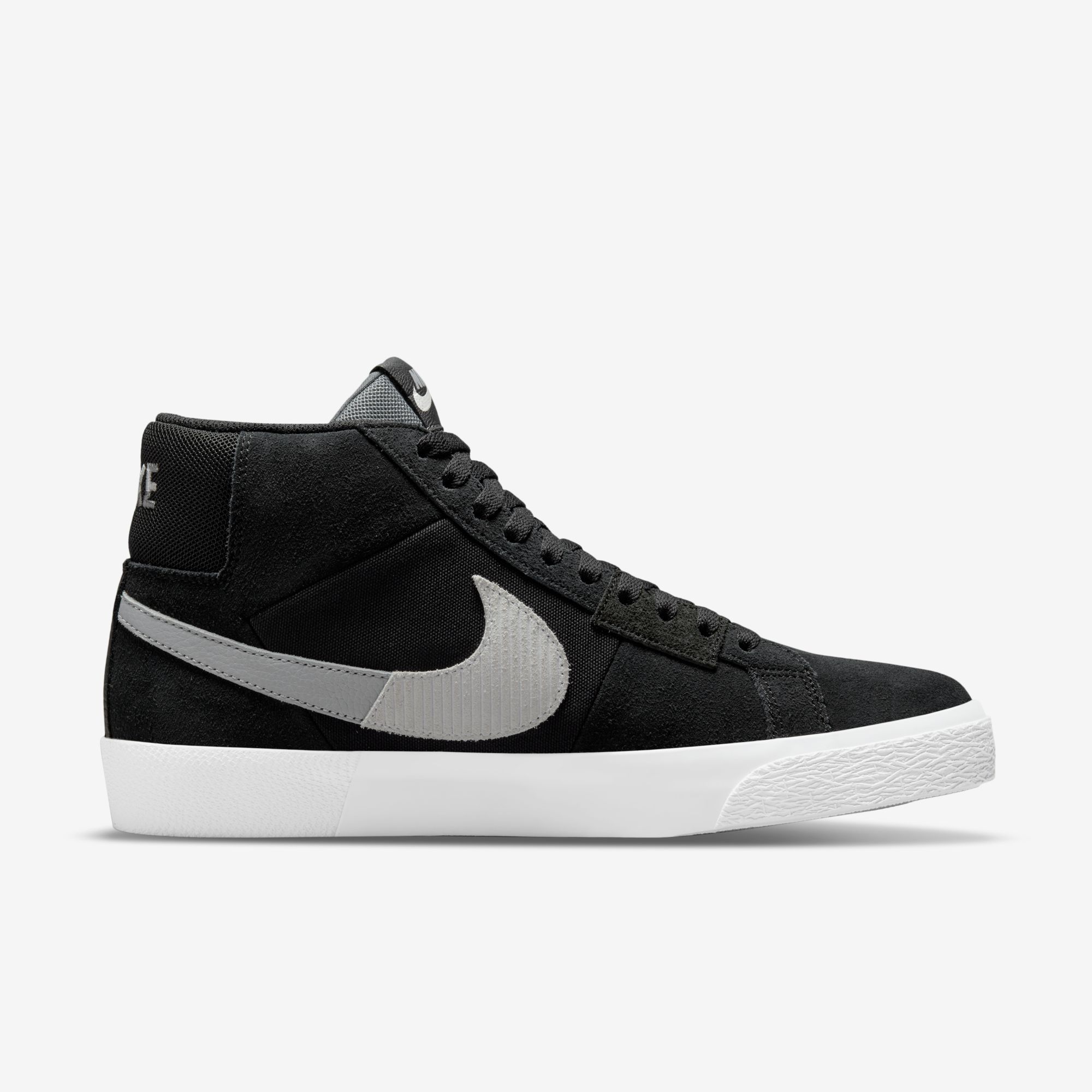 Nike SB Zoom Blazer Mid Premium - DA8854-001 - sneakAvenue