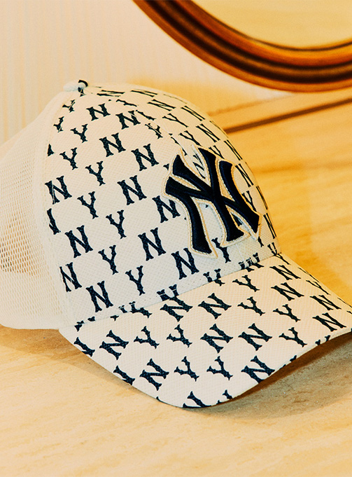 Monogram Classic Mesh Cap New York 