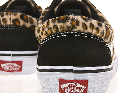 sepatu vans leopard original