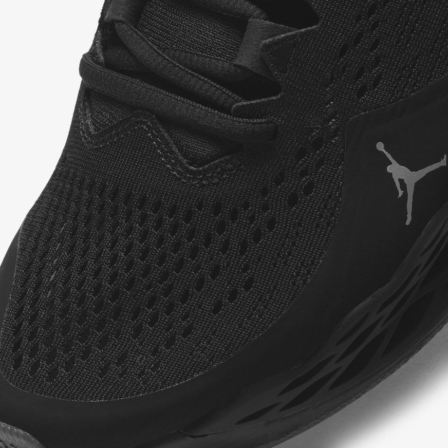 NIKE JORDAN ZOOM TRUNNER ADVANCE 